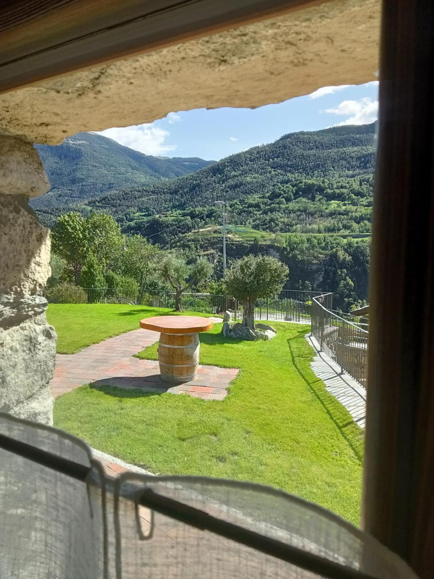 Le Temps Retrouve - Casa Tipica Con Giardino Villa Villeneuve Buitenkant foto