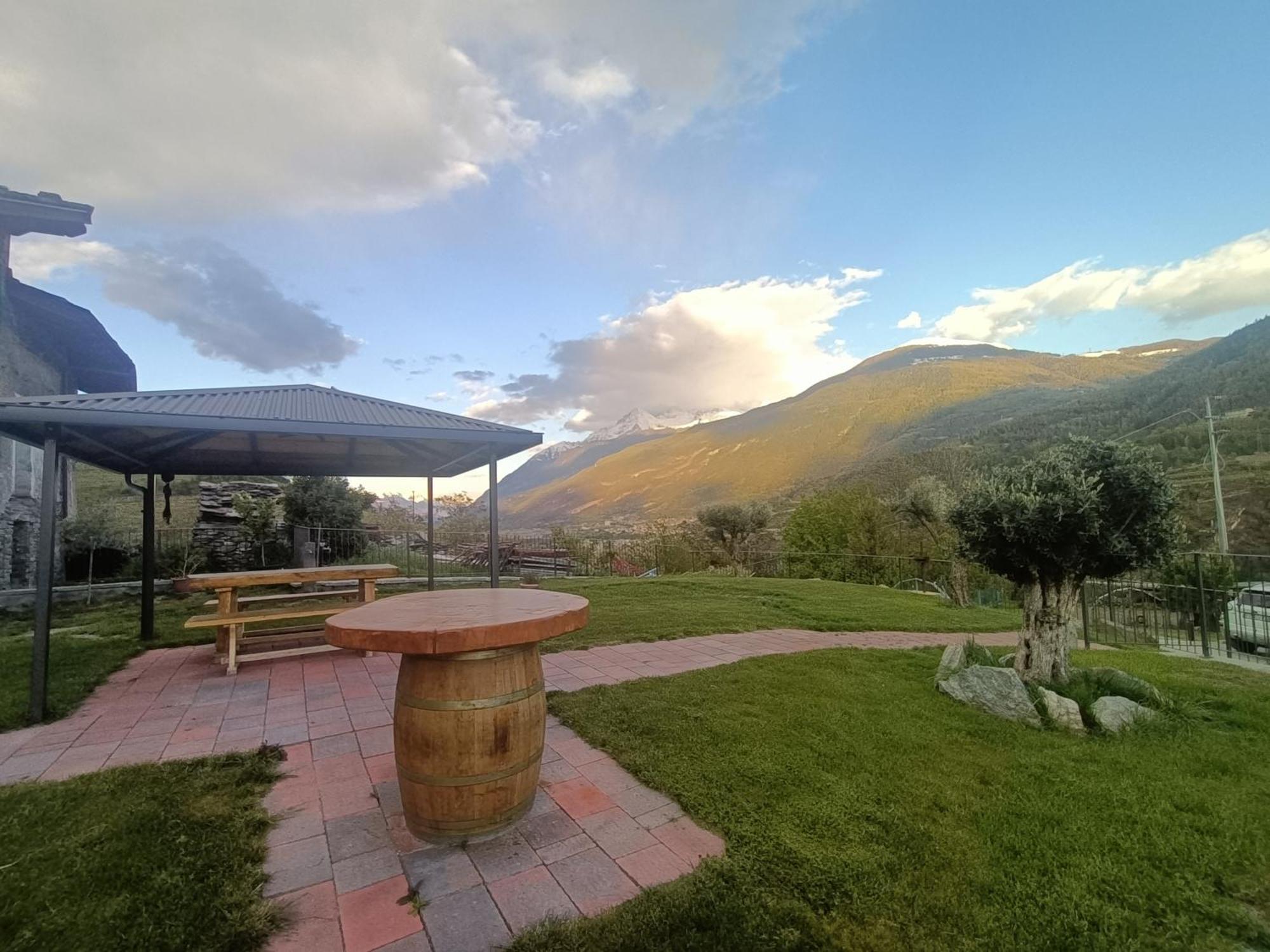 Le Temps Retrouve - Casa Tipica Con Giardino Villa Villeneuve Buitenkant foto